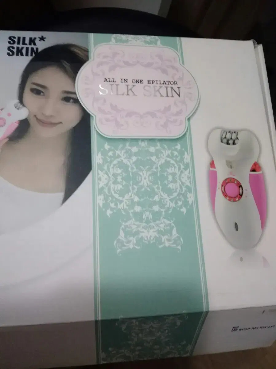 (No-shave) All-in-one hair removal device Silk Skin (3 in 1)