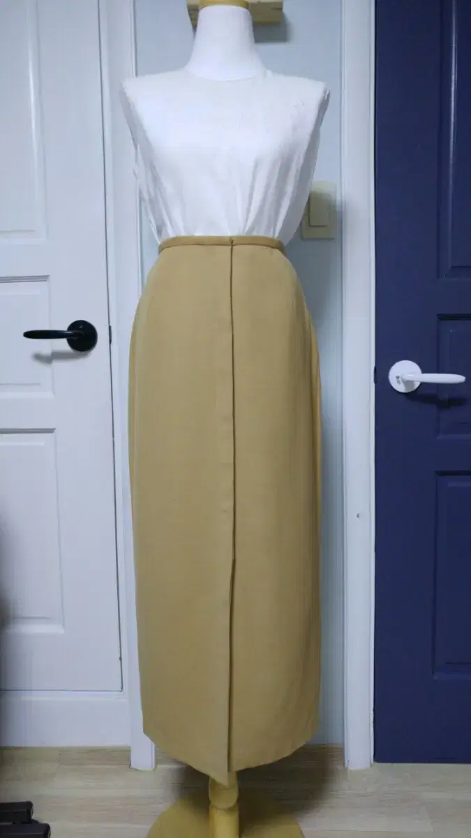 Imported Vintage 100% New Wool Wrap Skirt(66)