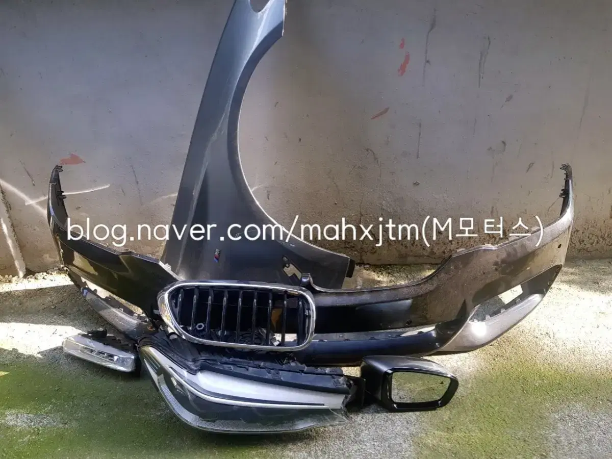 Bmw 5시리즈 18년식 G30 중고부품조수석 휀다범퍼그릴헤드라이