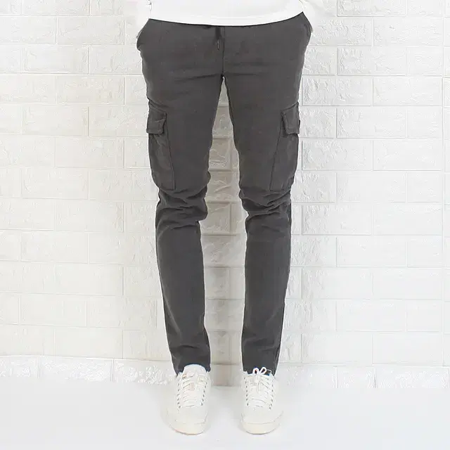 Pitchfork Banded Cargo Pants