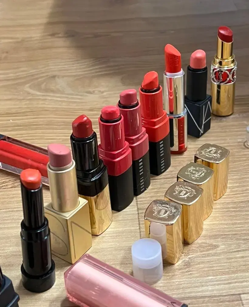 Luxury Bobby Brown,Chanel,Yves Saint Laurent,Nars Lipstick