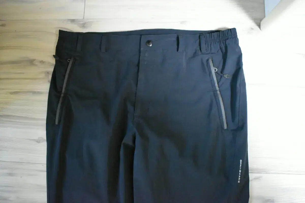 [33] Columbia Men's Pants