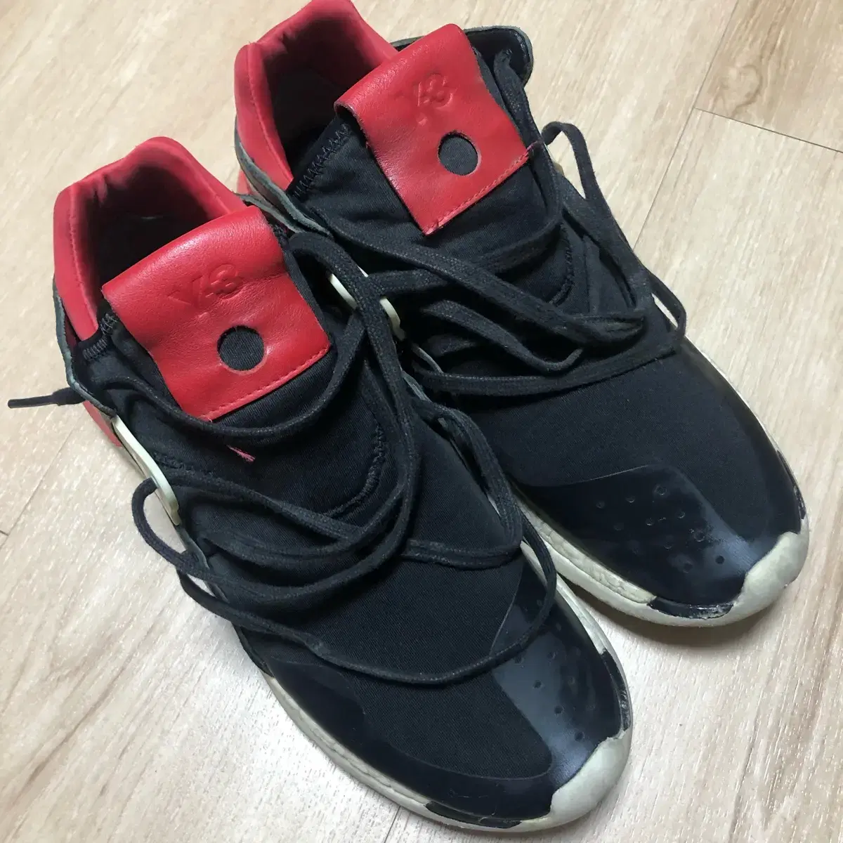 y-3 부스트 QR레드 S83120 255사이즈 판매합니다