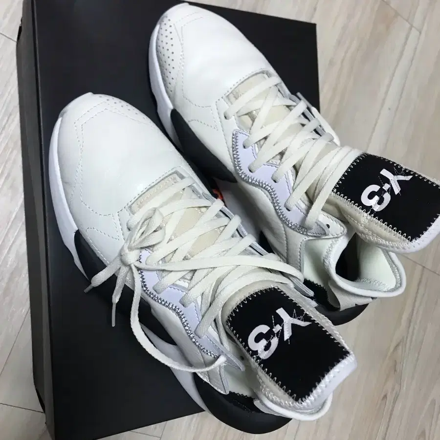 y-3 카이와 새제품 정품!!