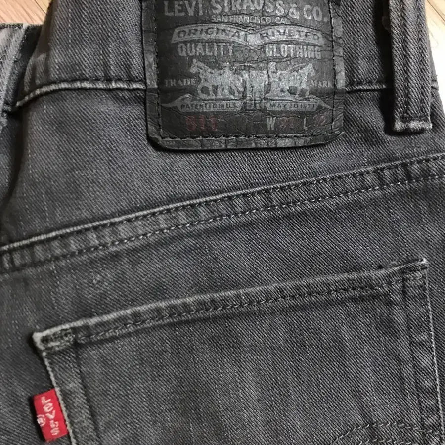 LEVIS 511 스키니핏 청바지