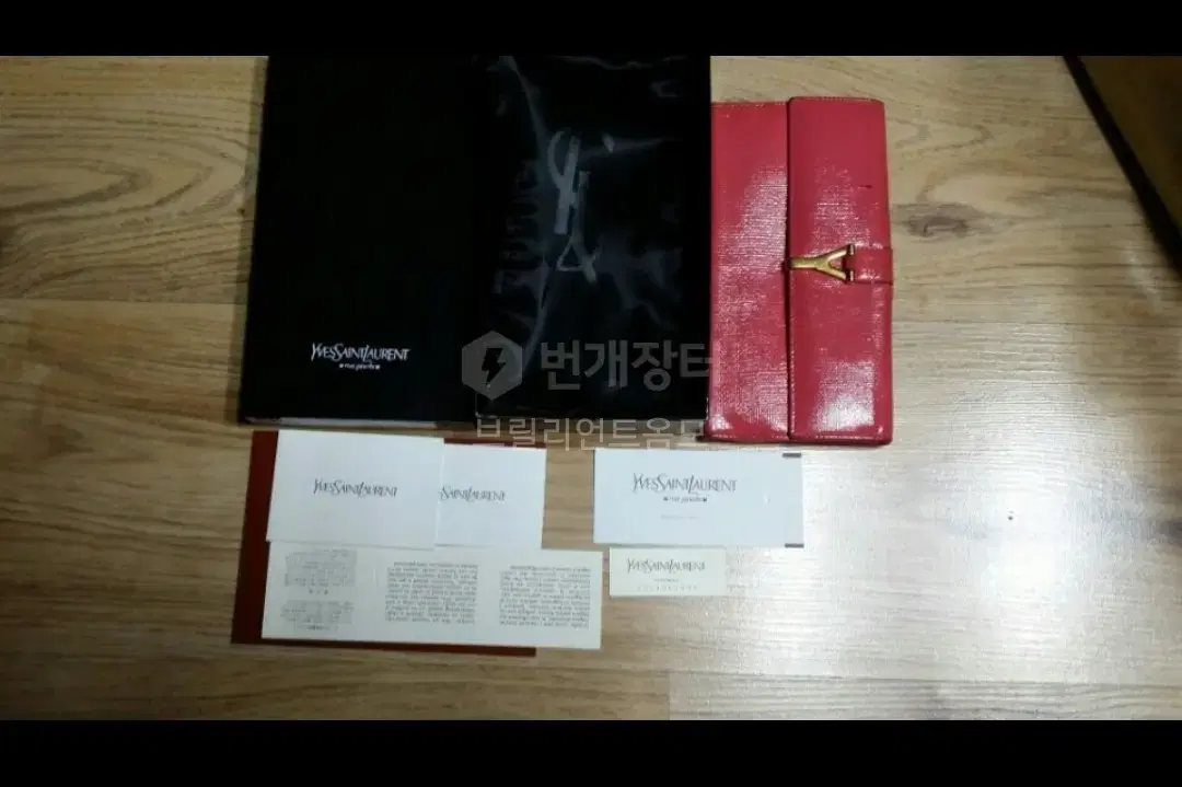 정품 YSL 입생로랑 지갑 광주