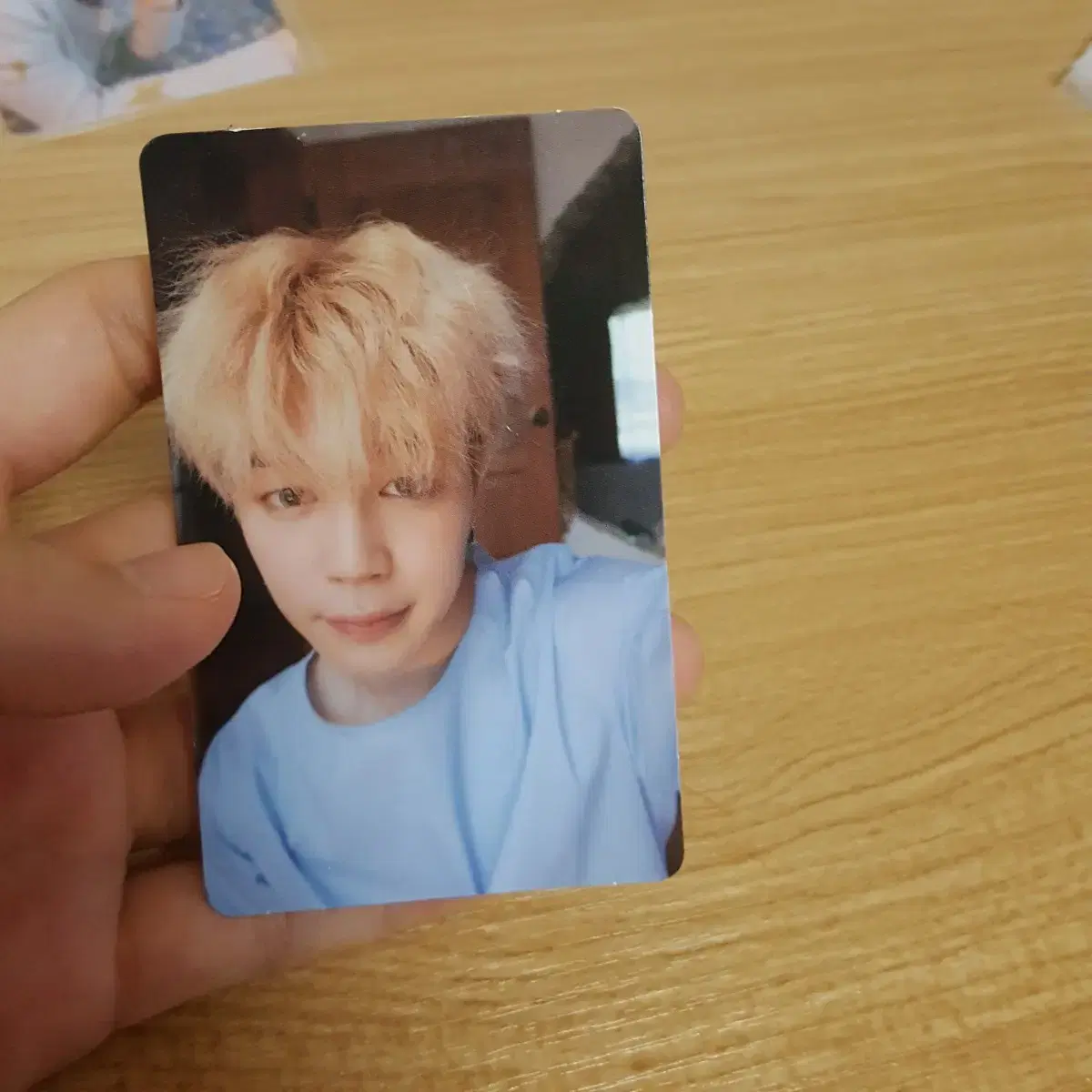 jimin 's official photocard is on sale