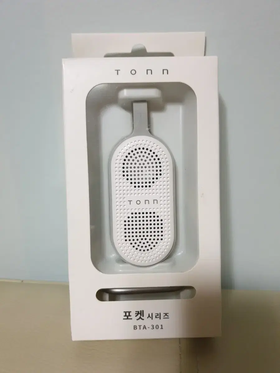 새상품- Tonn BTA-301 (화이트) 생활방수 블루투스 스피커