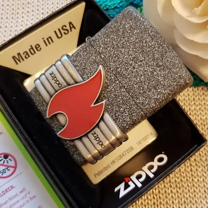 정품 29663 ZIPPO RED VINTAGE WRAP 새 지포라이터