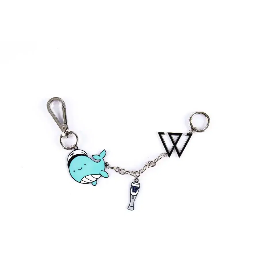 위너 고래 키링 (WHALE BAG CHARM)