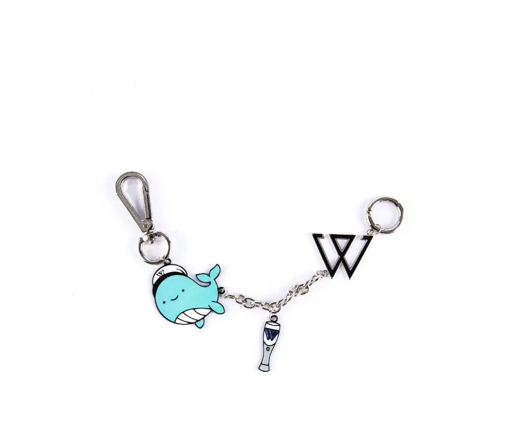 위너 고래 키링 (WHALE BAG CHARM)