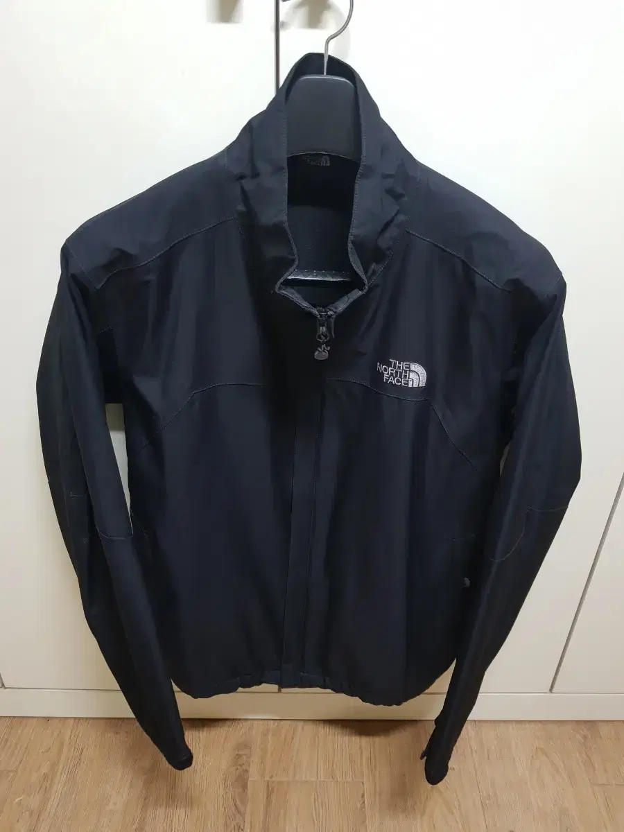 The North Face Brushed Lined Backer Windbreaker 100/ 100-105