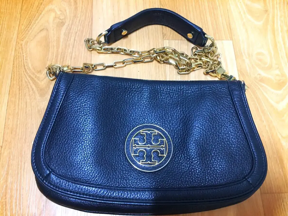 Amanda Cross of Tory Burch for sale