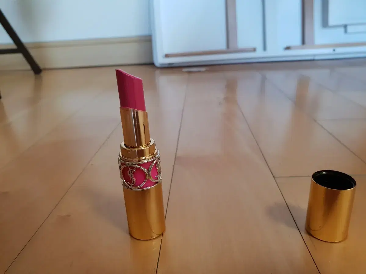 YSL lipstick No. 32