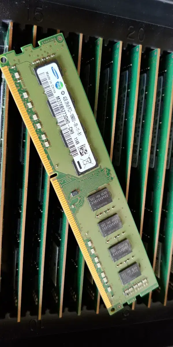 We sell Samsung DDR3 4GB memory.