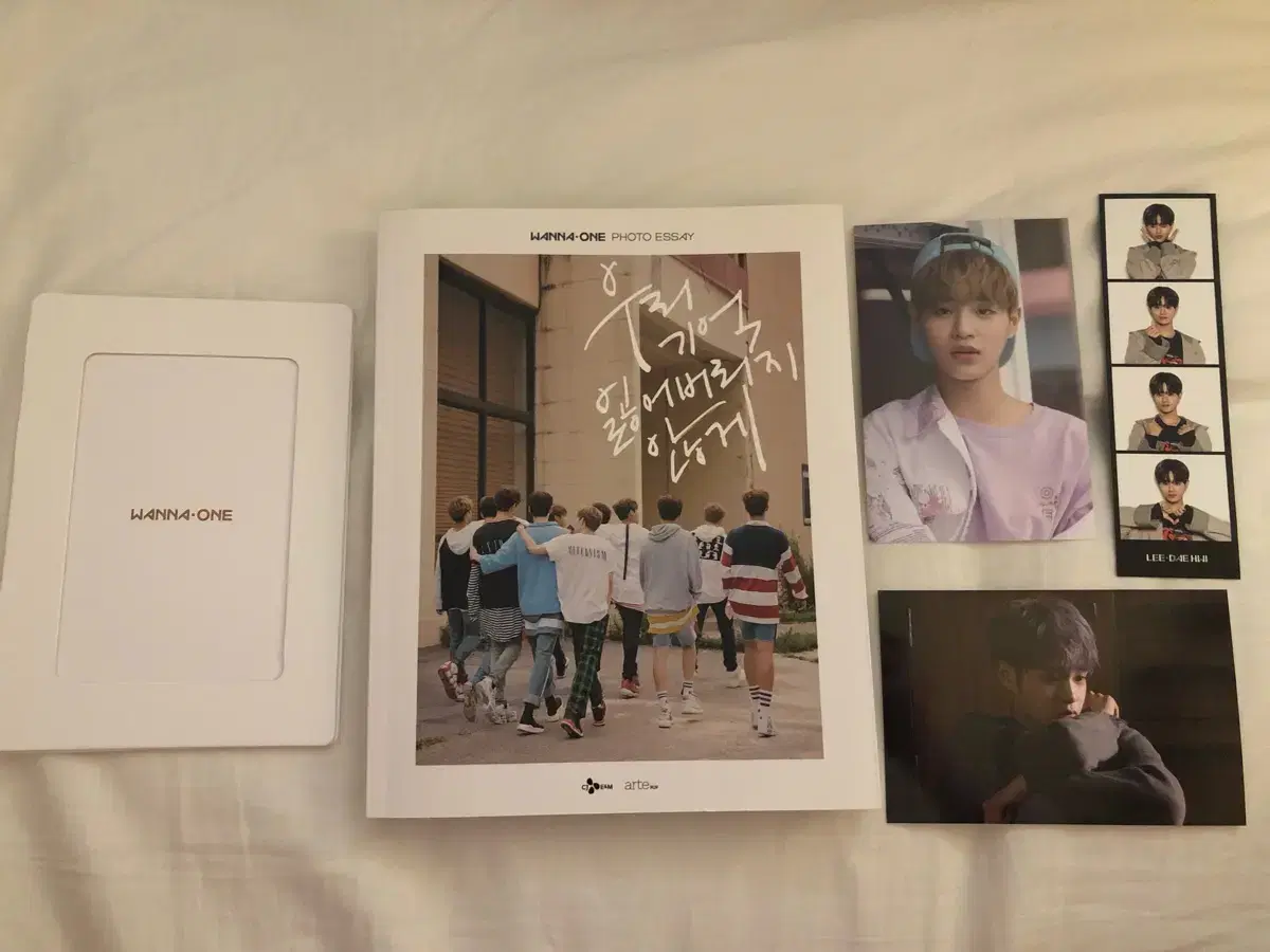 Wanna One Photo Essay Daehwi Full Set Transfer