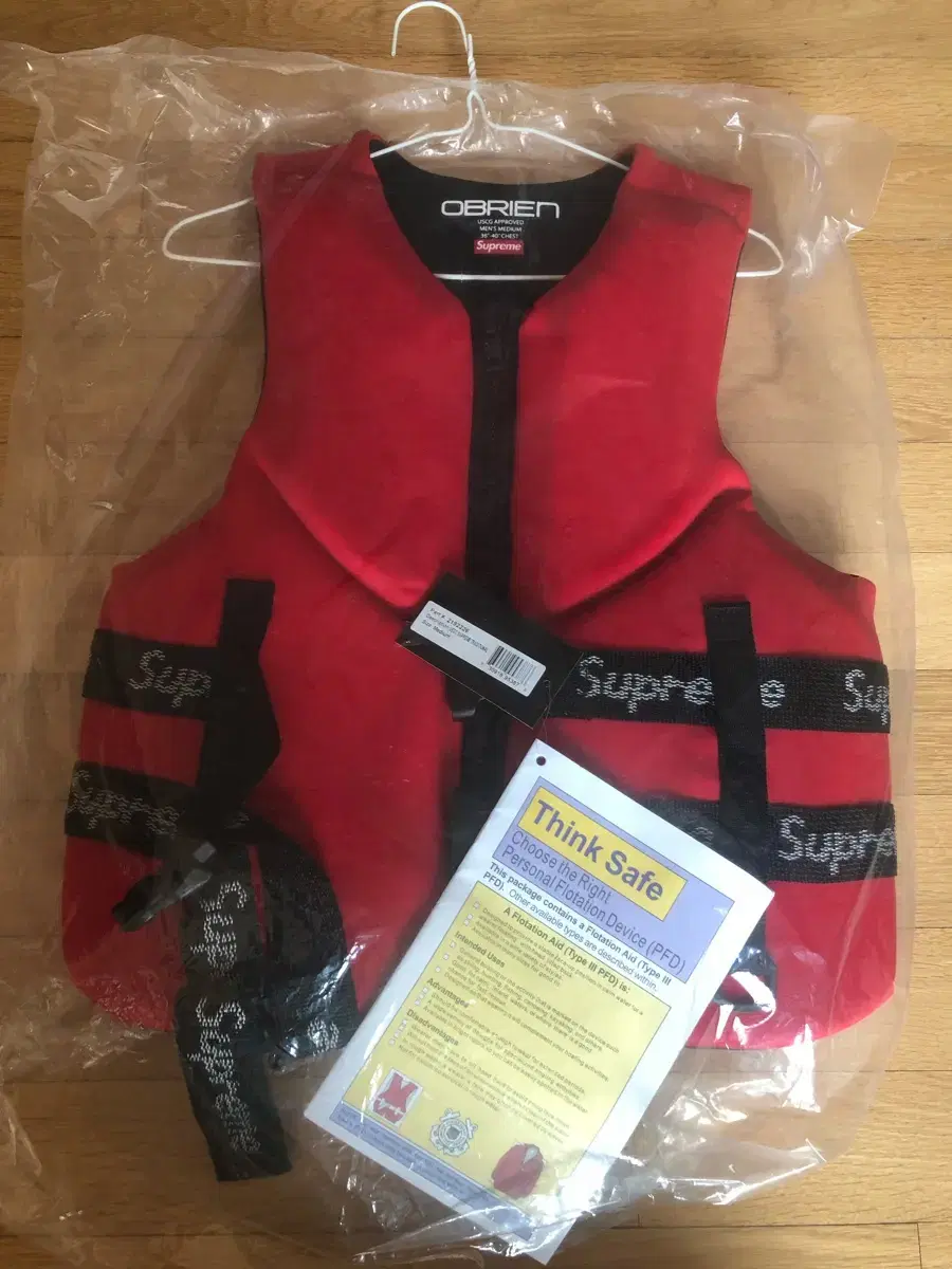 Supreme life jacket