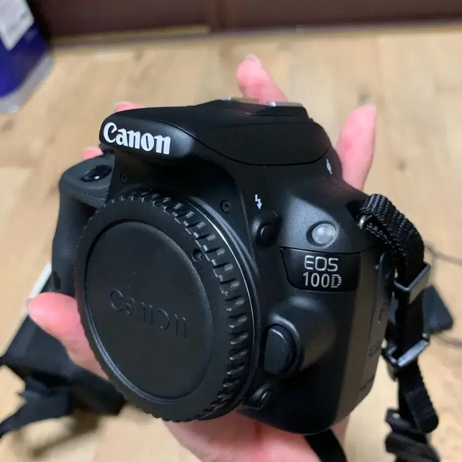 캐논 100D 바디 DSLR