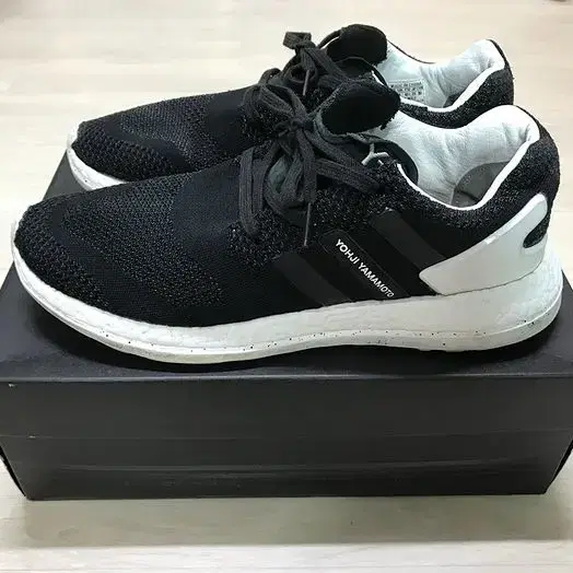 Y-3 퓨어부스트 초판 제리x (정품)