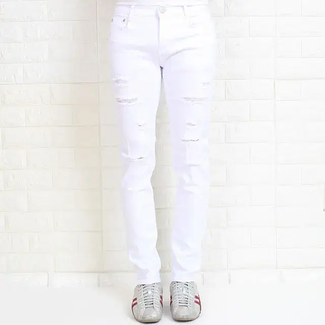 Vintage Salvage White Jeans