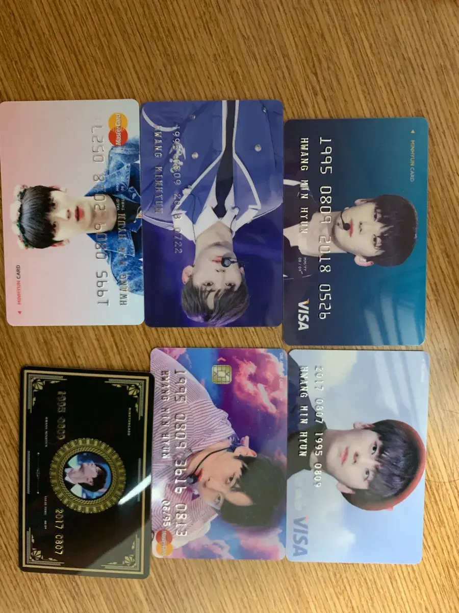 Hwang Minhyun kard