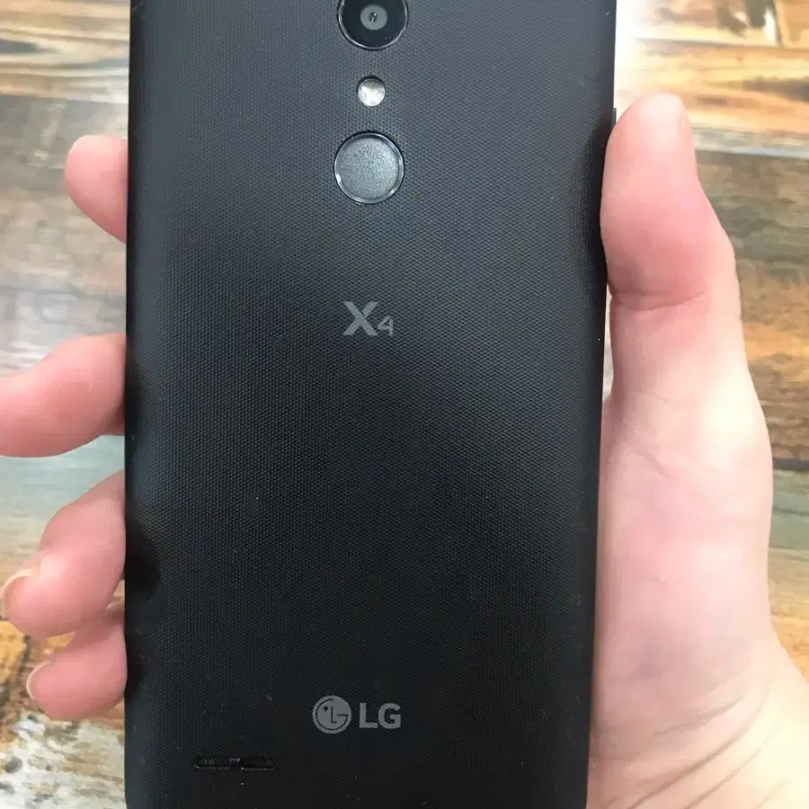 LG X4