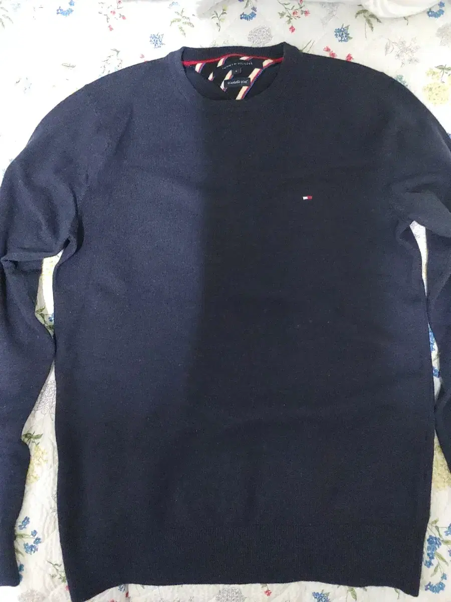 Tommy Hilfiger Navy Knit sells.