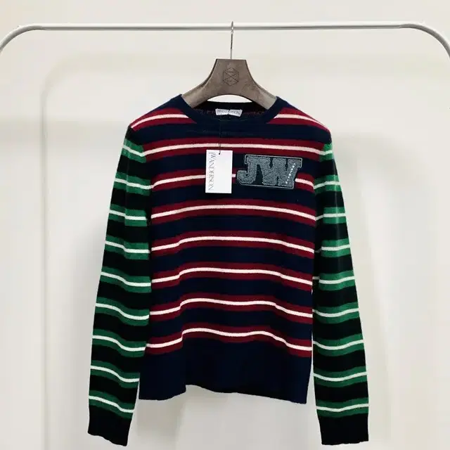 #JW Anderson# 최저가)65→29만 18FW 배색 빅로고 풀오버